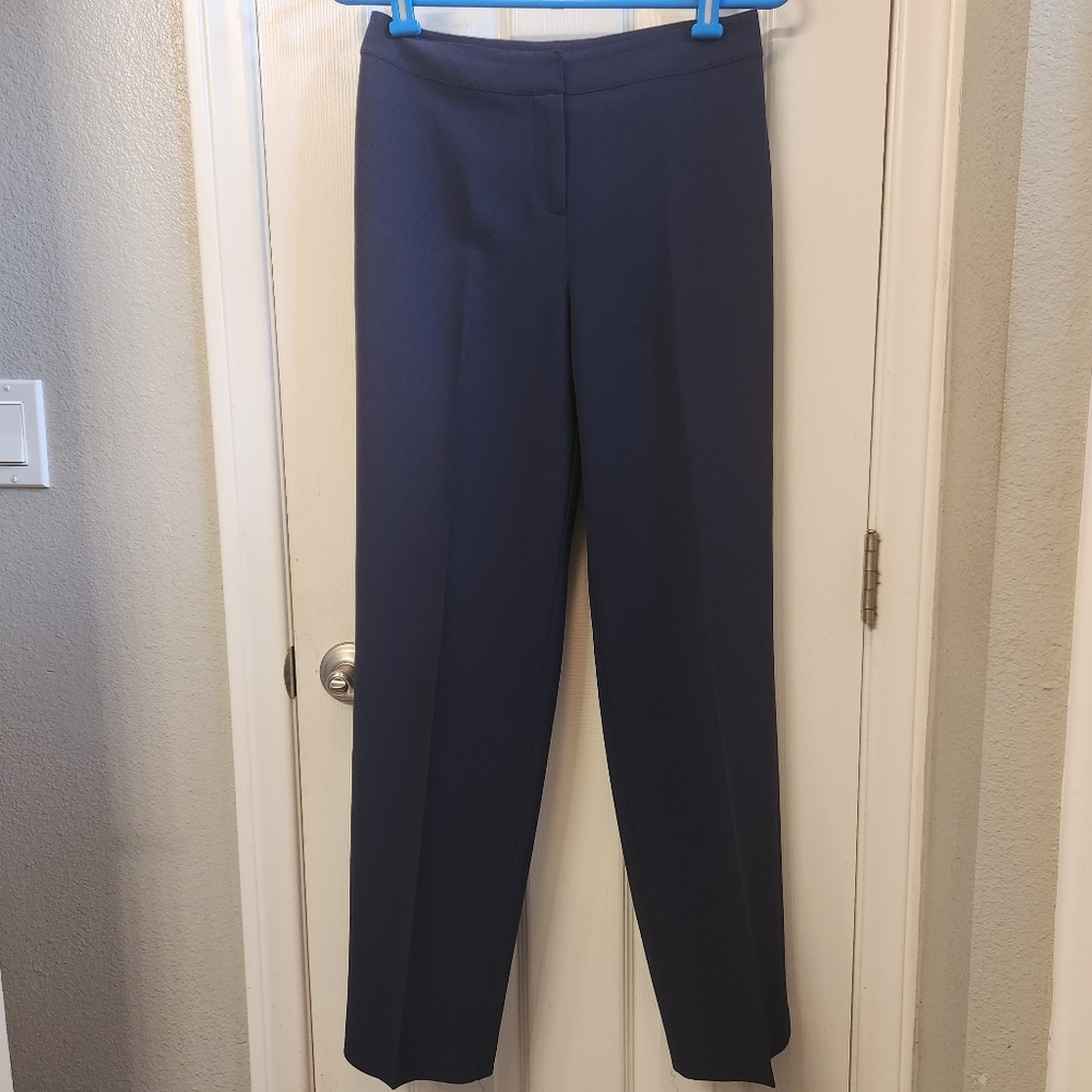 St john pants size 4
